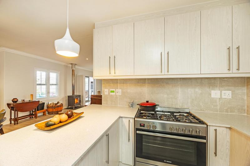 3 Bedroom Property for Sale in Pinehurst Western Cape